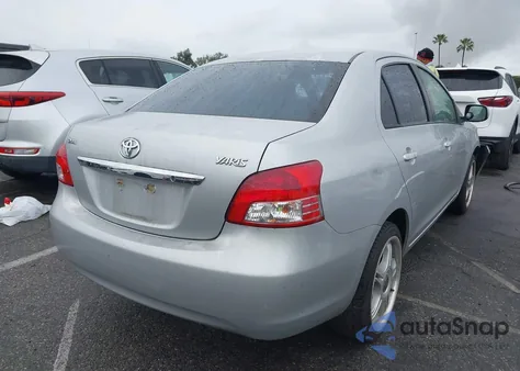 2007 Toyota Yaris z USA, uszkodzony, nr VIN JTDBT923171082112